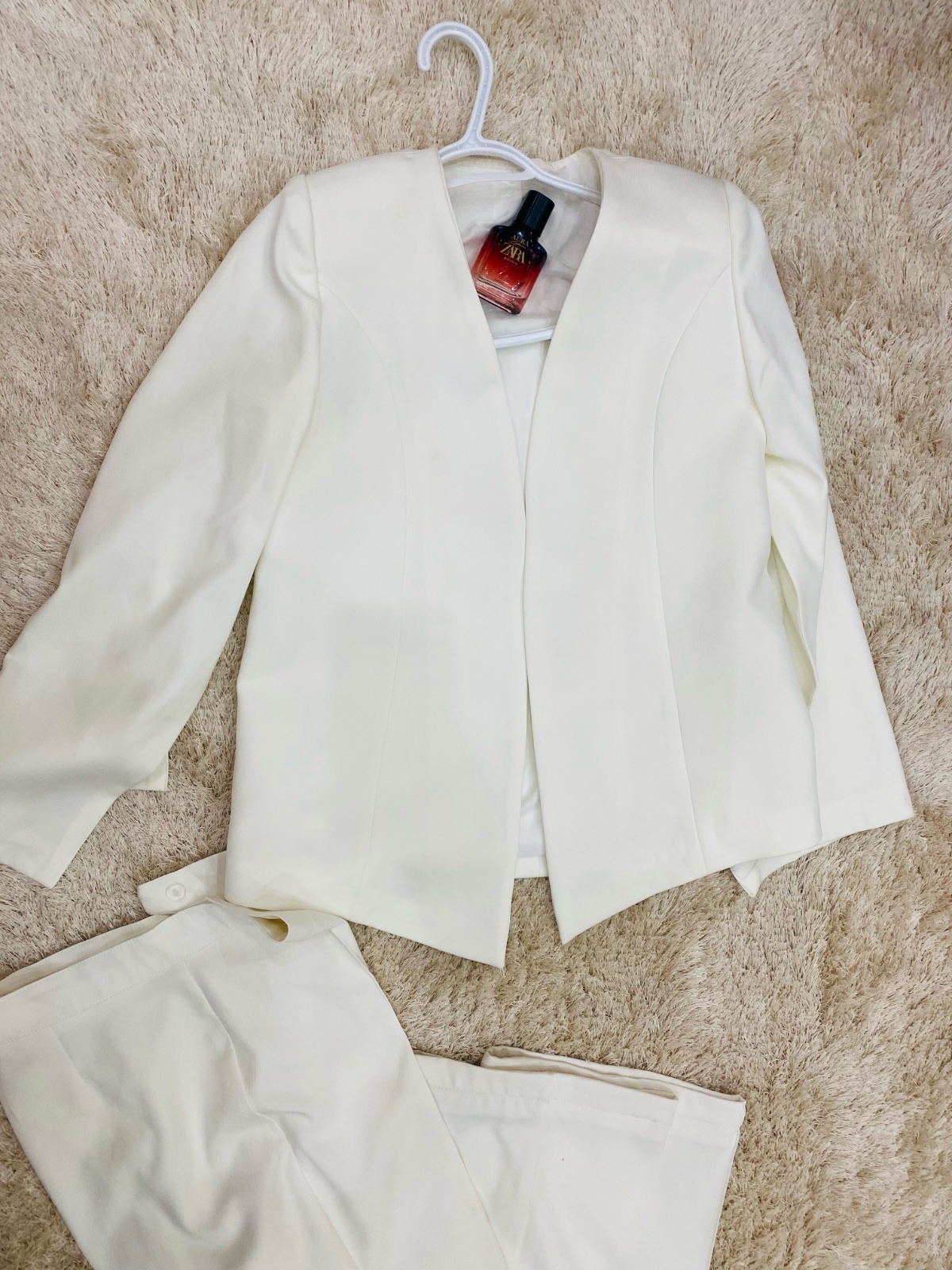 Ensemble blanc