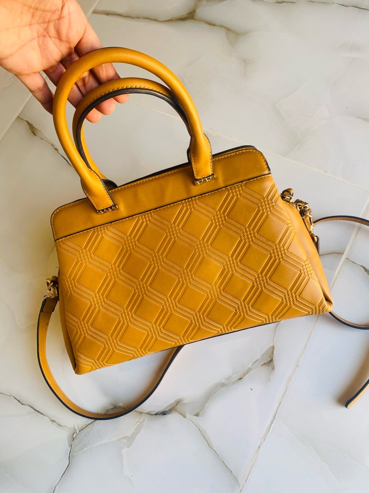 Sac parfois