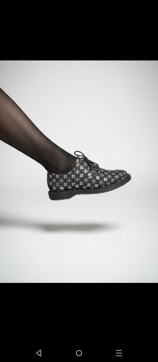 Derbie dr martens