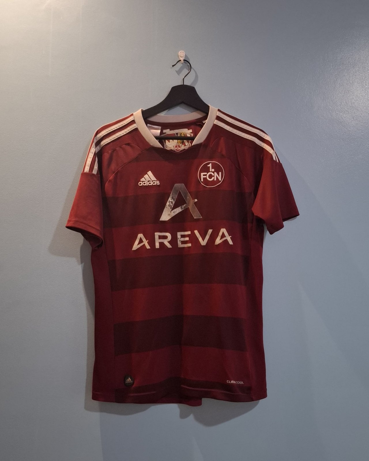 Nuremburg Home kit 2010-11
