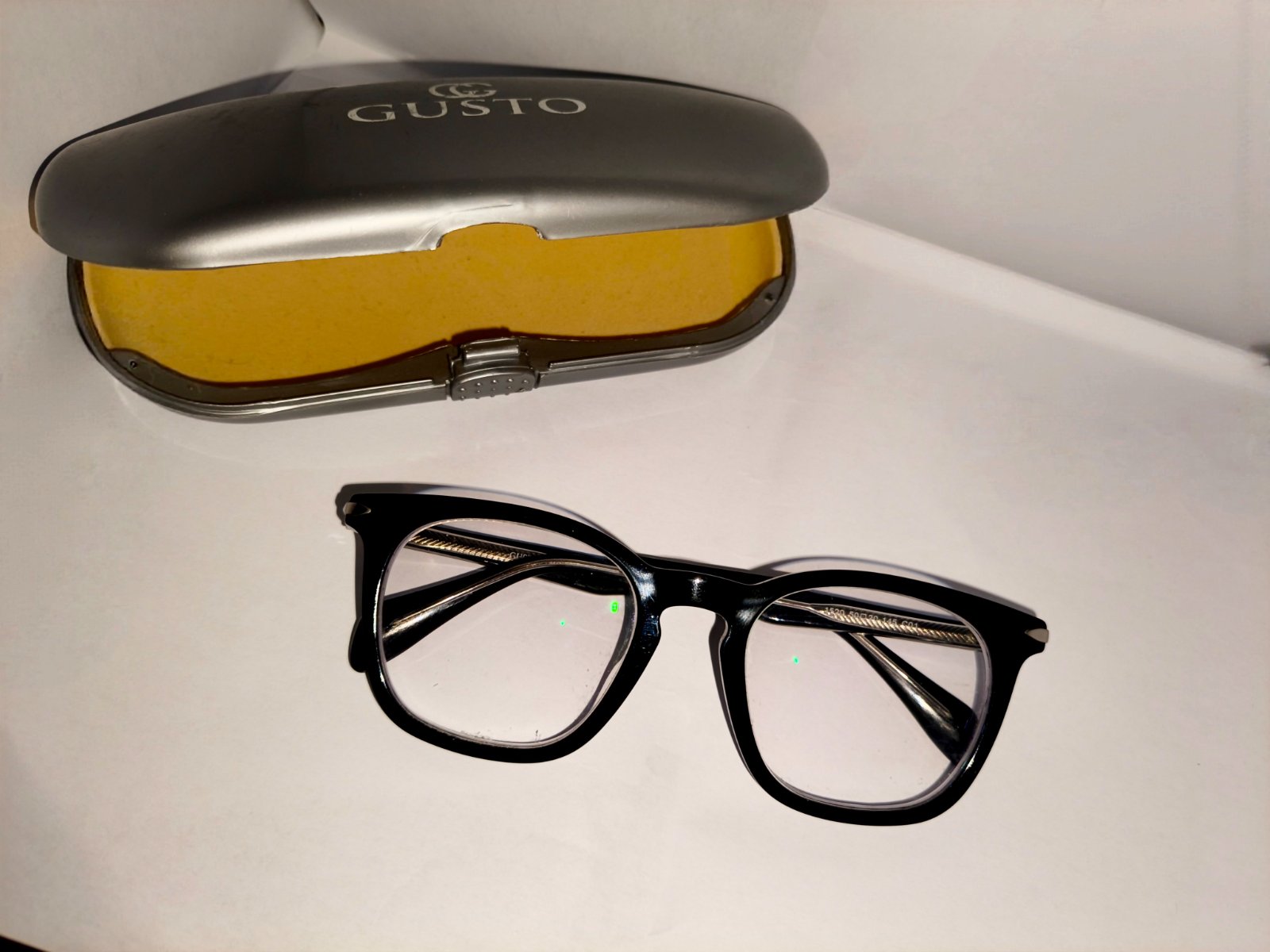 Black Gusto eyeglasses 