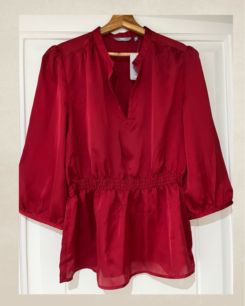 Blouse avec étiquette❤️L/XLje vide mar7ba☺️