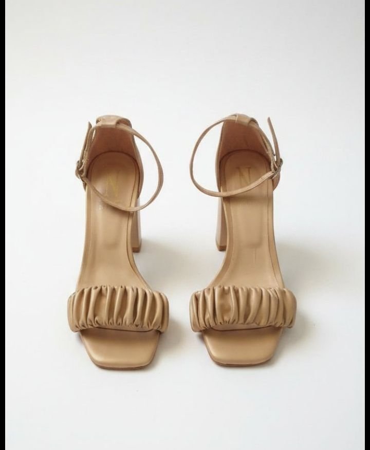 Sandales talon camel