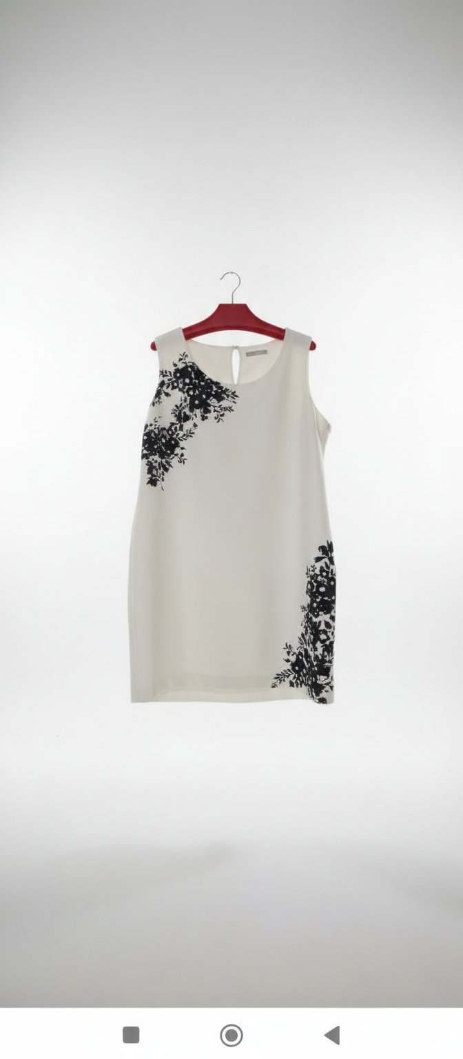 Robe Marque blanche porte