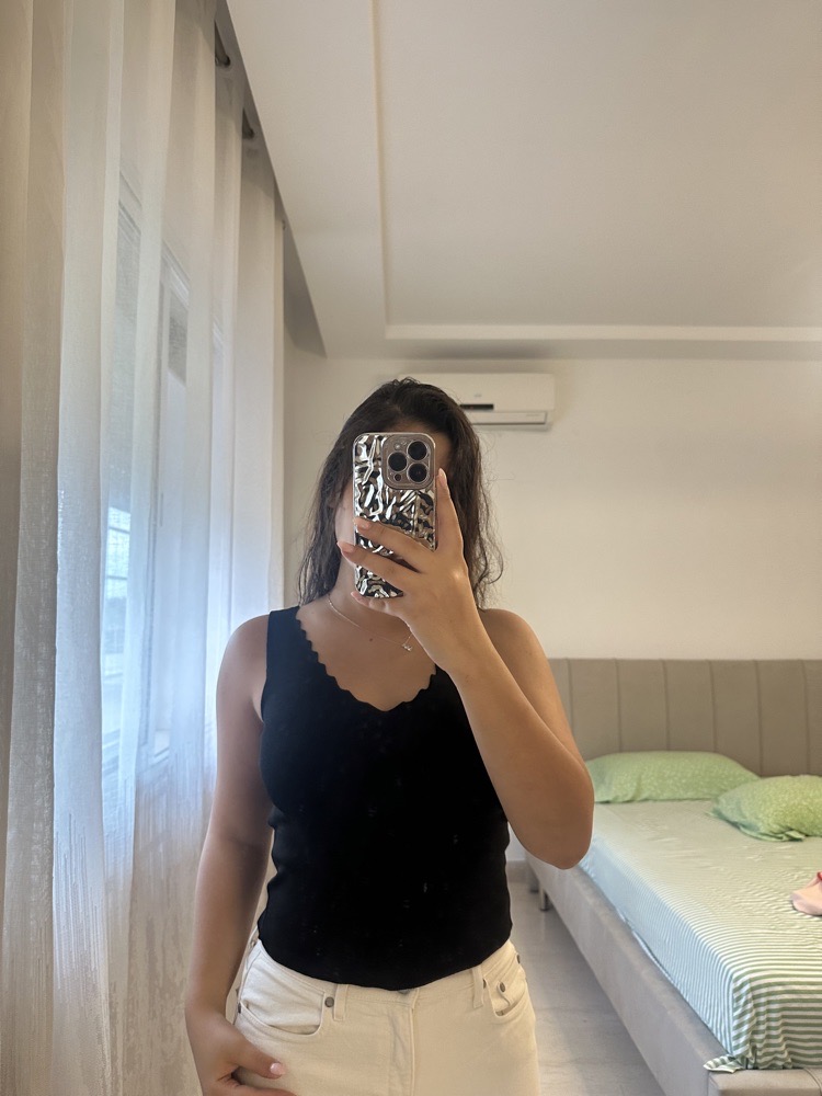 Haut noir 