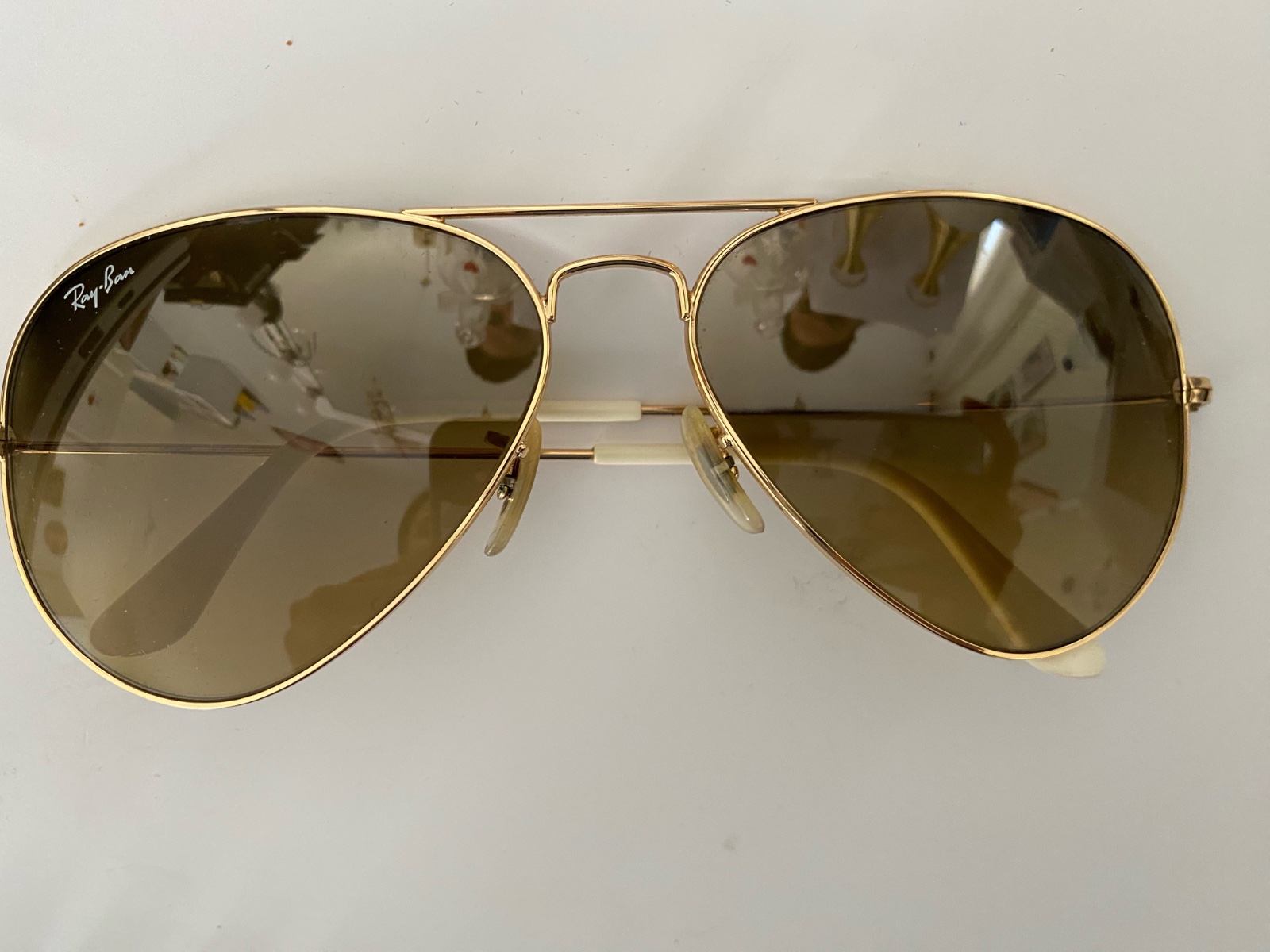 Une Paire de lunettes