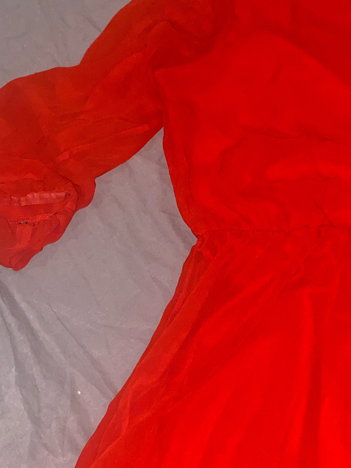 Robe rouge élégante MOHITO – Taille 40