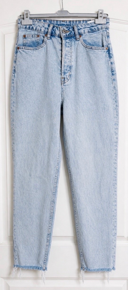 Jean femme taille m en tres bon etat