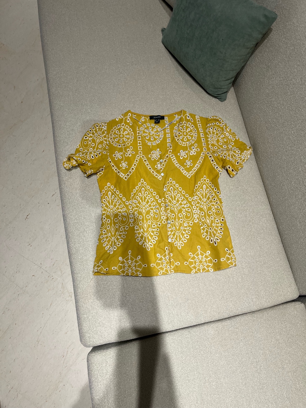 Chemise