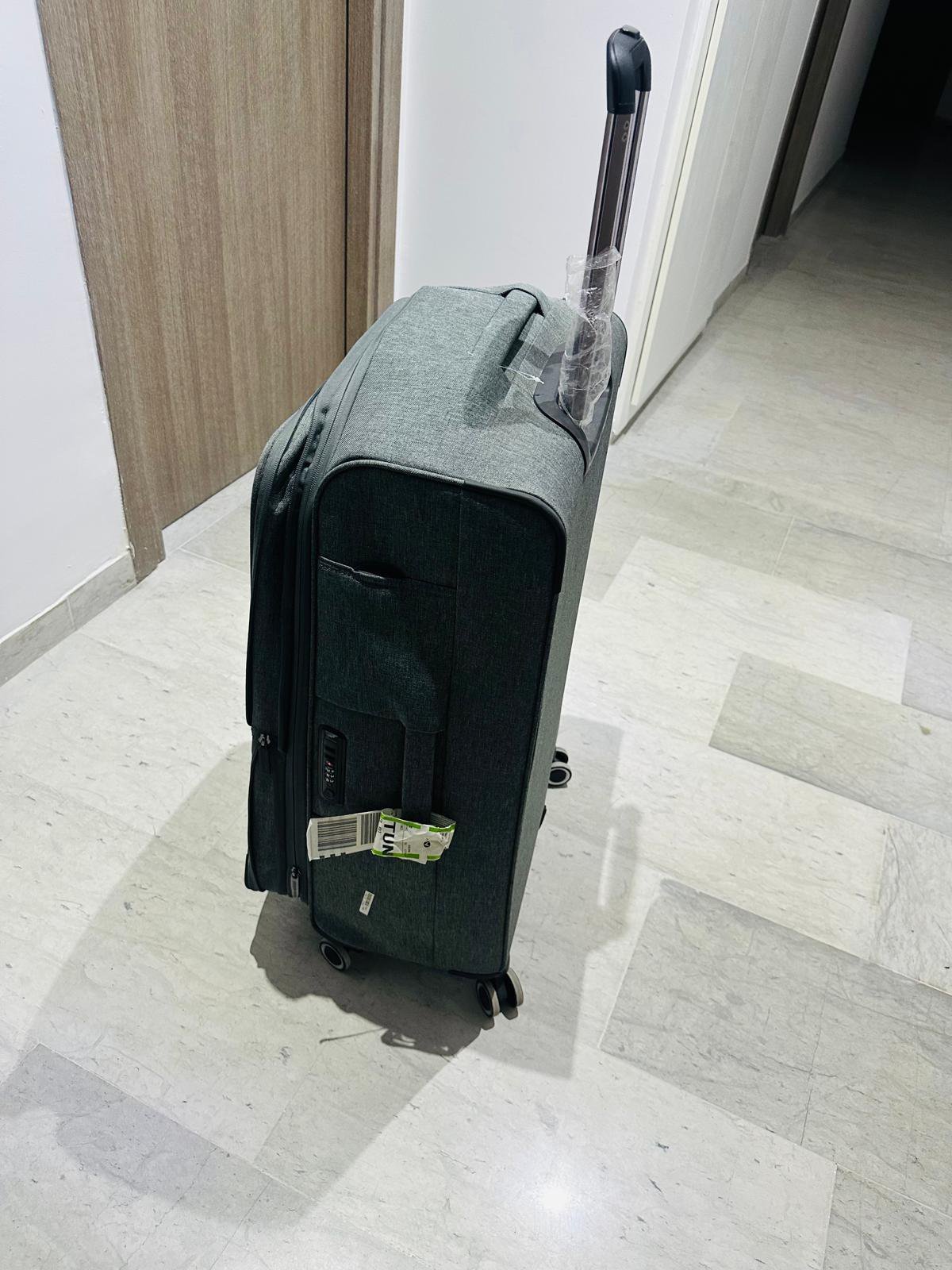 Valise neuf importé 🇨🇵