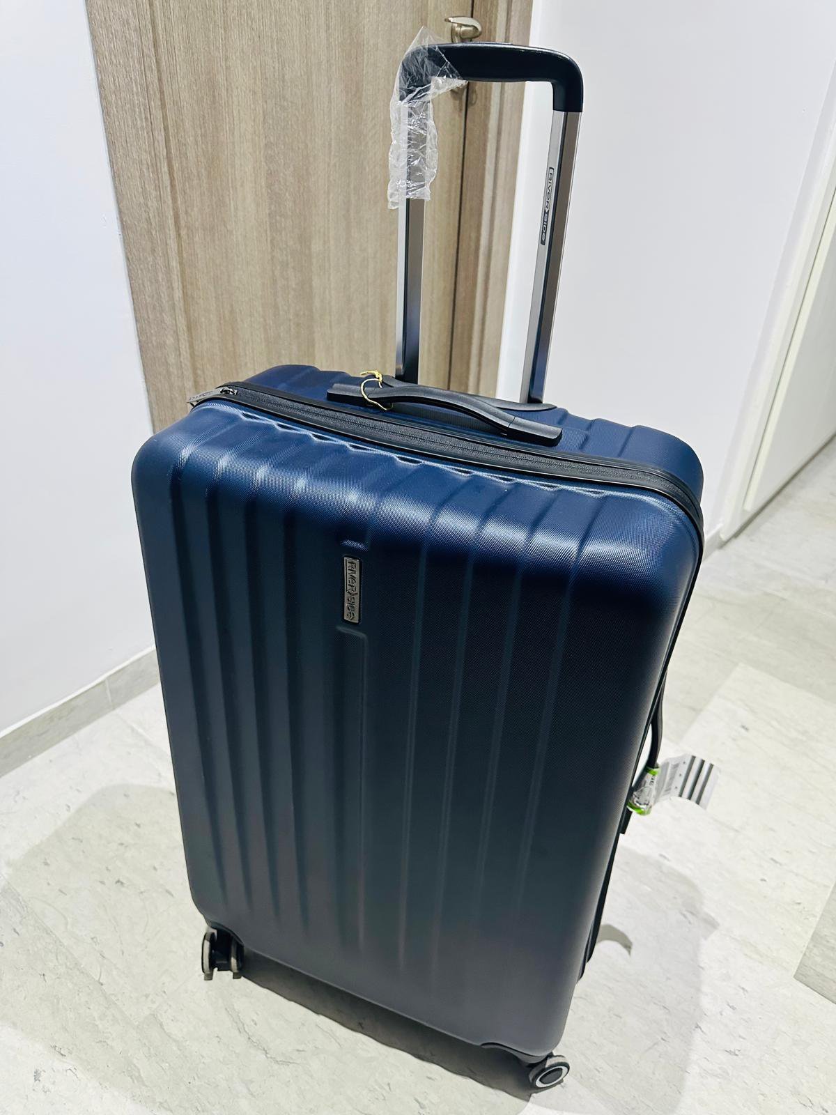 Valise neuf importé 🇨🇵