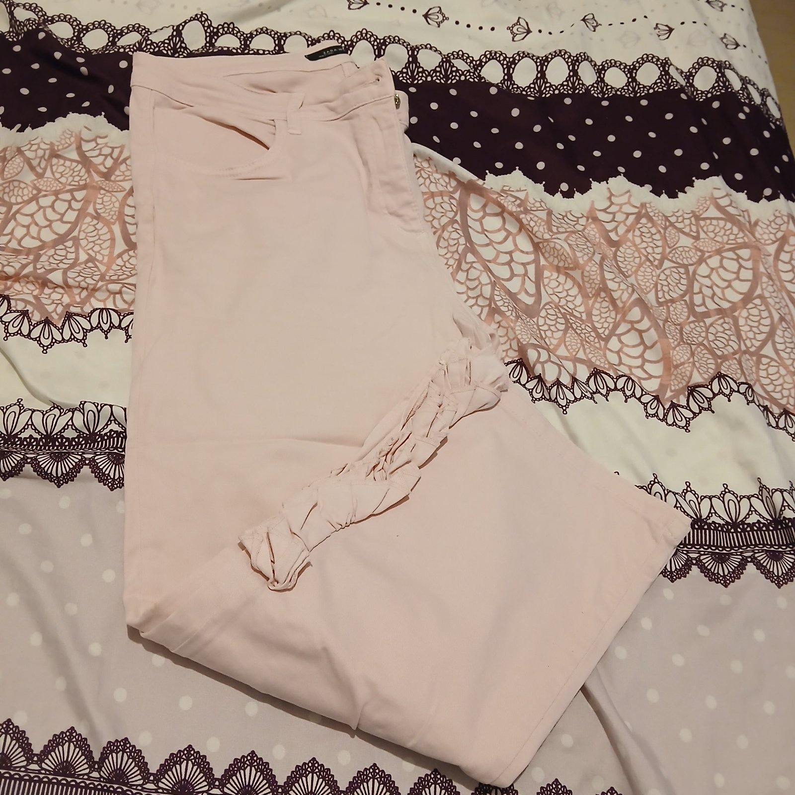 Pantacheville ZARA