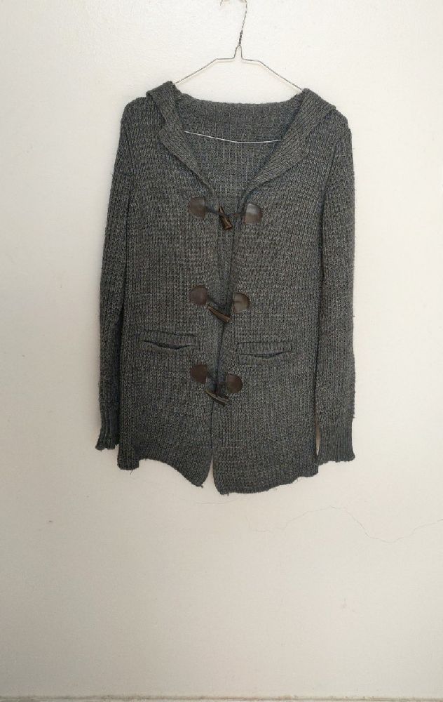 Gilet laine avec capuche taille standard 