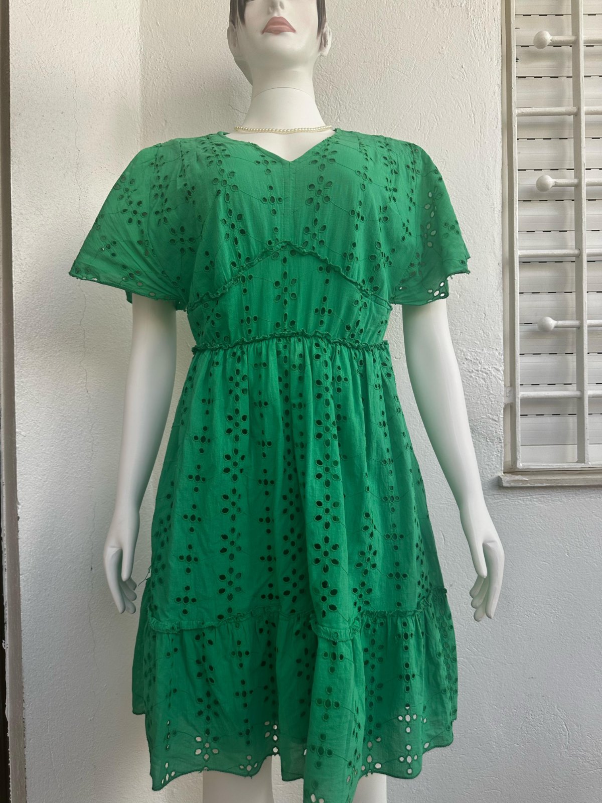 Robe avec broderie anglaise 