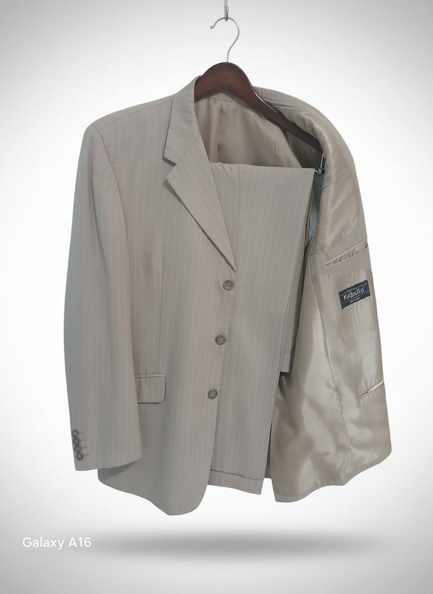 Costume beige 