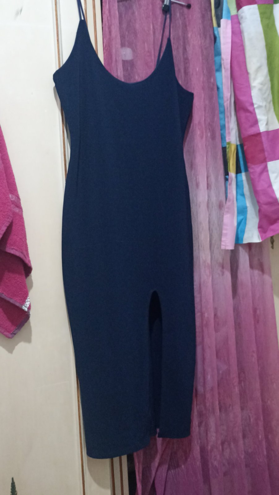 Robe droite avec fente