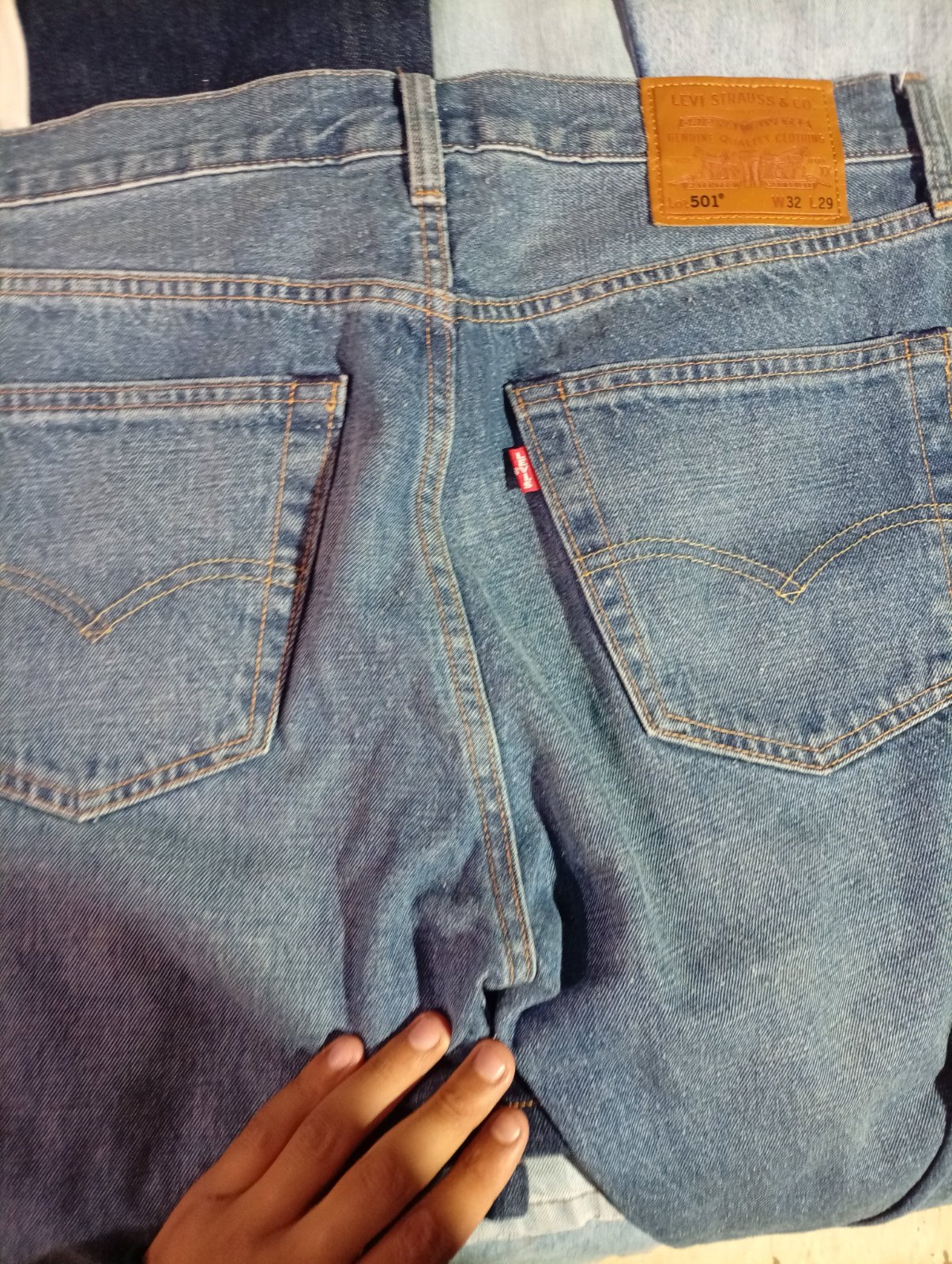 Jeans levi strauss co.