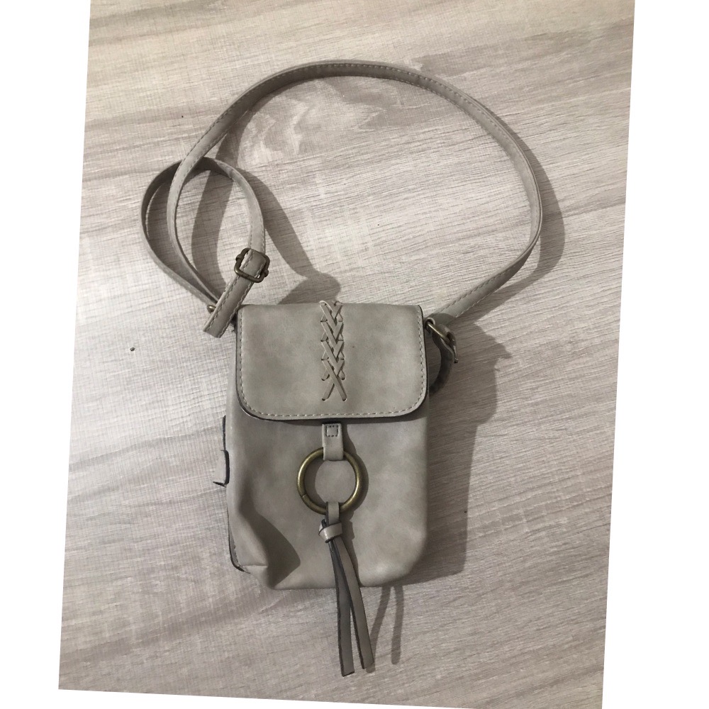 Porte iPhone et cartes