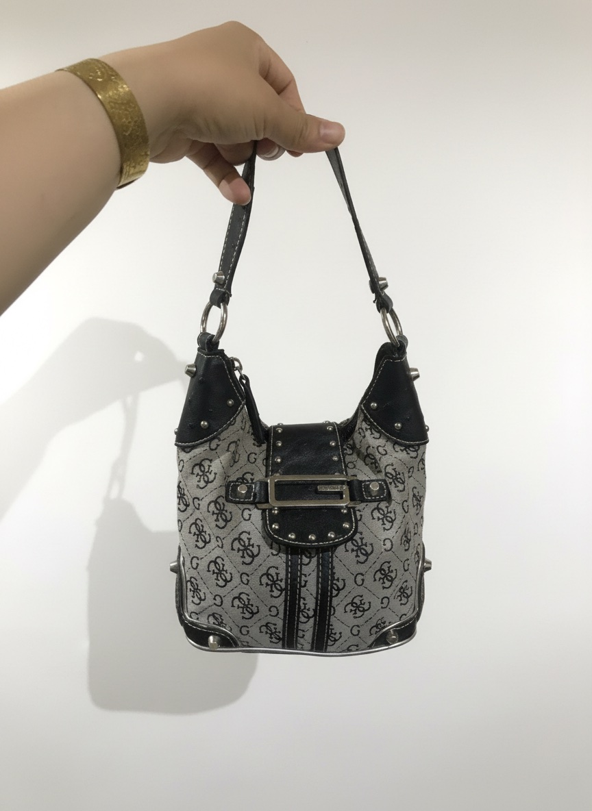 Guess original 