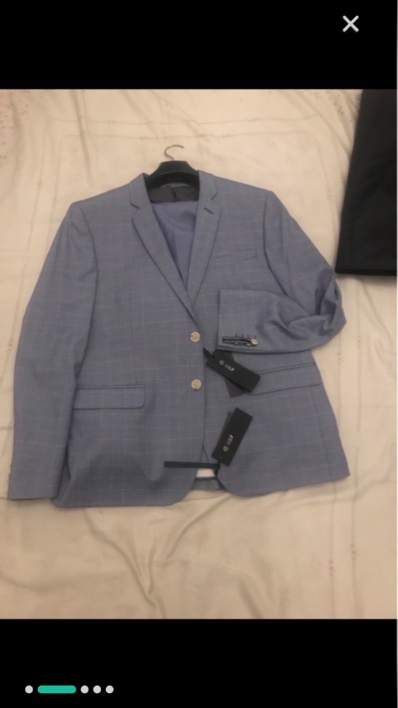 Costume Exist neuf avec etiquette + pochette original exist
