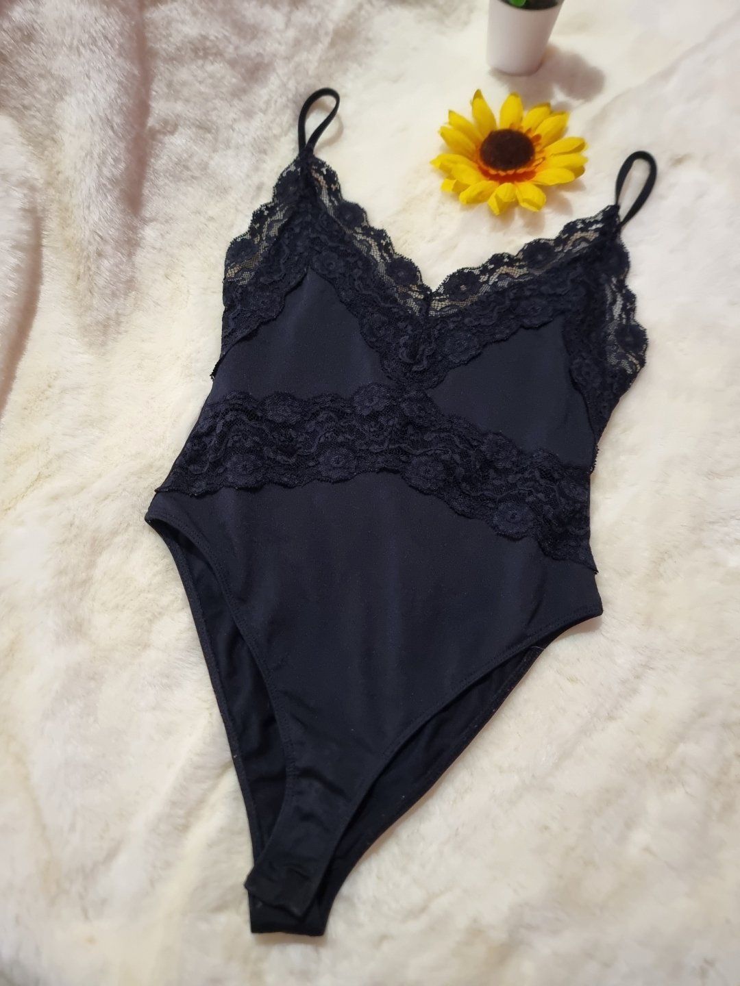 Lingerie noir 🌸🌸 en trés bon état 🌸🌸
