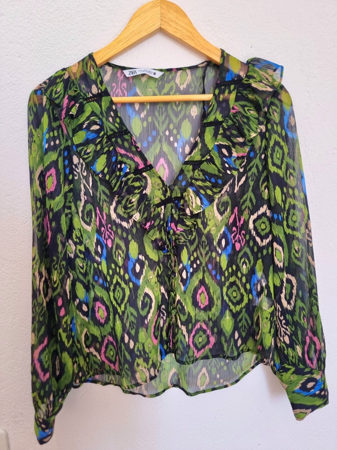Chemise ZARA Brillante 💐💐 MULTICOLORES 💐💐 TAILLE M