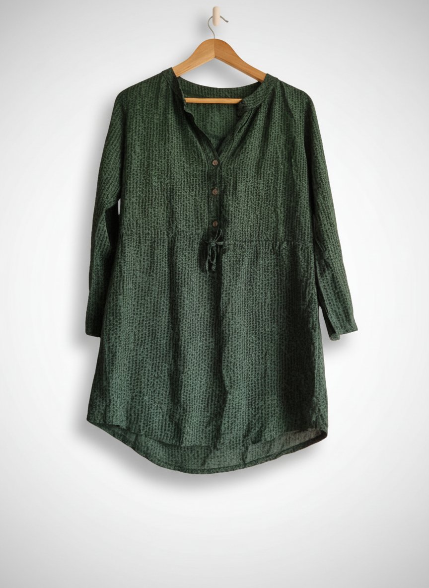Chemise vert ❤️❤️ en trés bon état ❤️❤️ tissu viscoce 