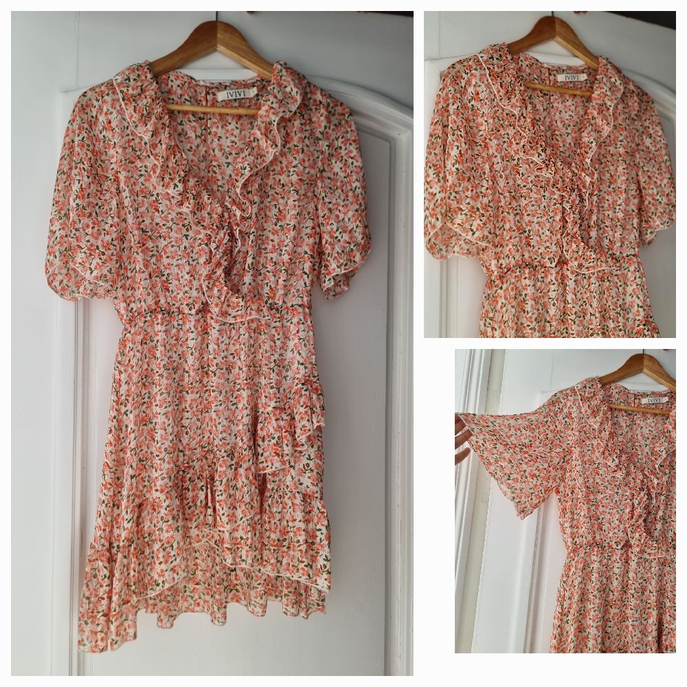 Robe Fleurie 🍁🍁 taille L 🍁🍁 en trés bon état