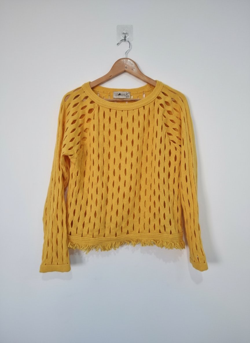 PULL JAUNE 🌿  en trés bon état 🌿🌿