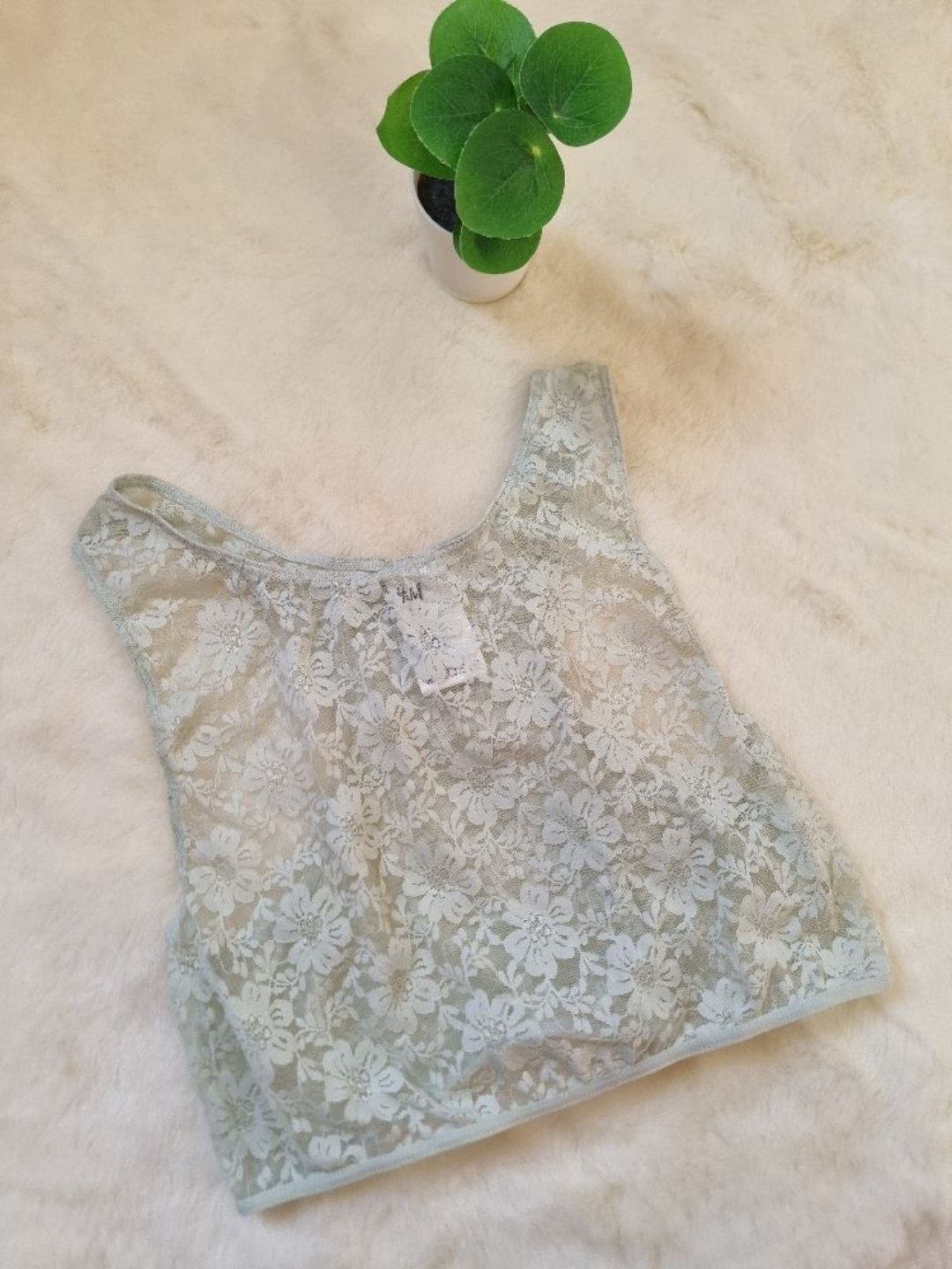 Top de la marque H&M 🦋🦋 taille m 🦋 en trés bon état