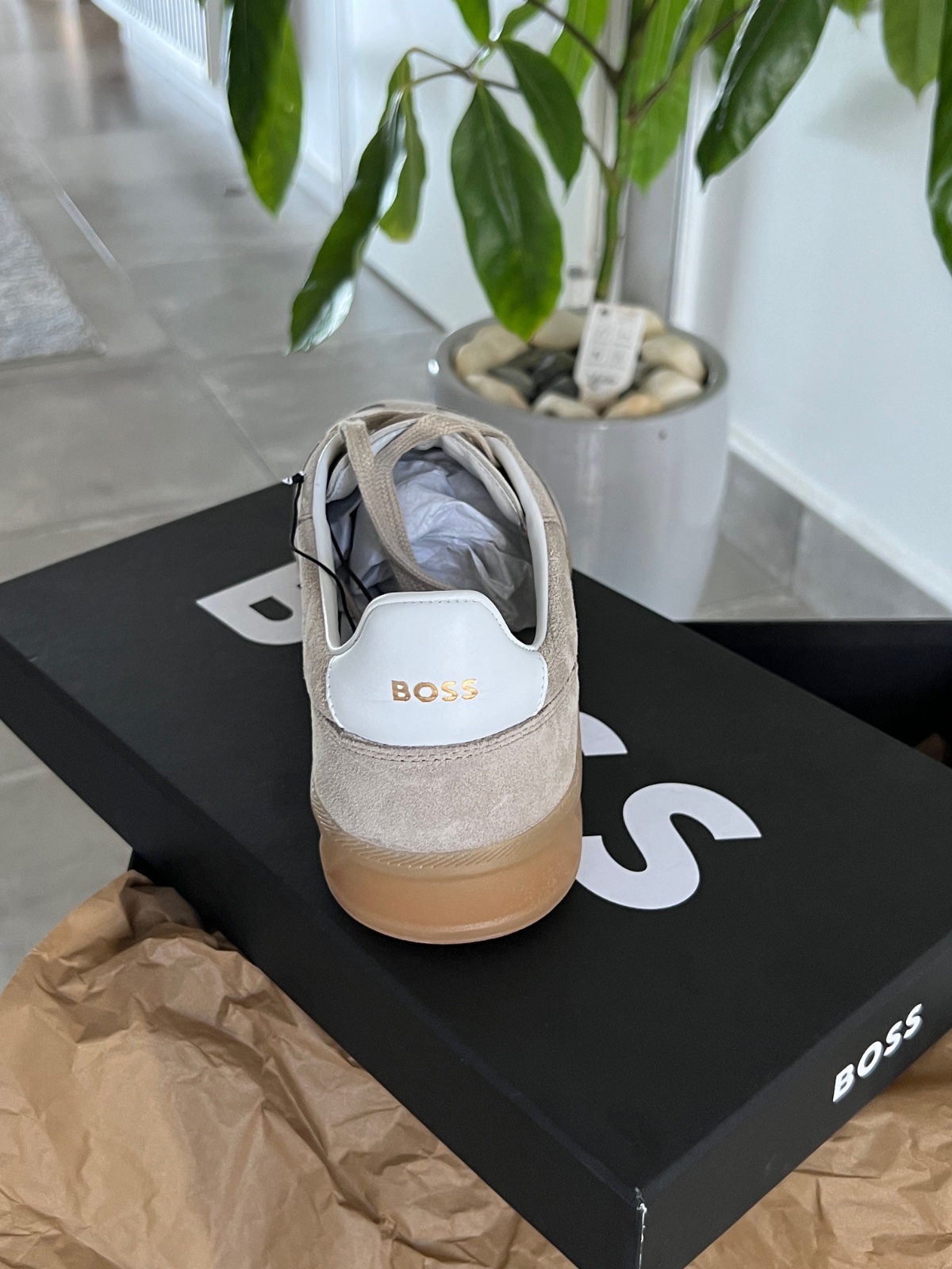 Chaussure homme Boss new with box, imported from the UK
