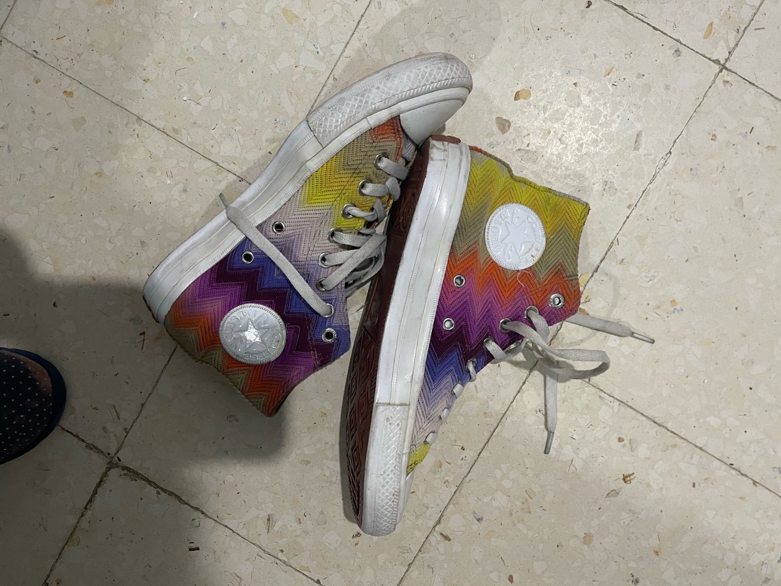 Converse 