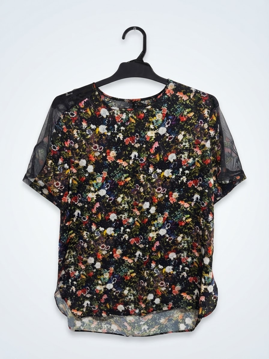 Blouse Zara noire à imprimé floral