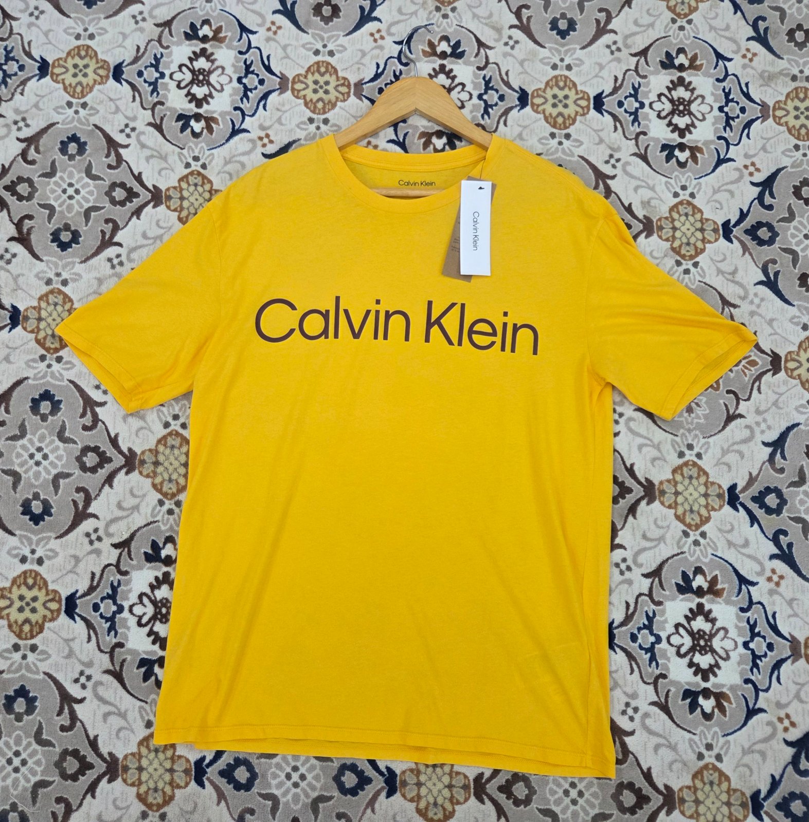 T-shirt Calvin Klein neuf 🏷