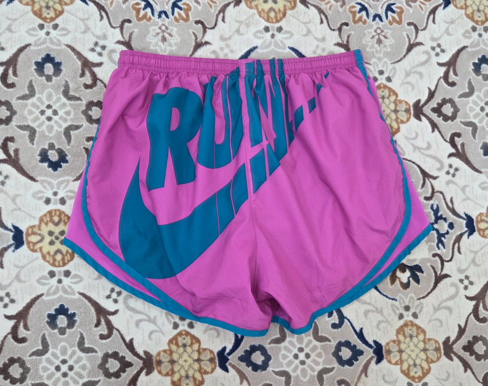 Short Runnig Nike