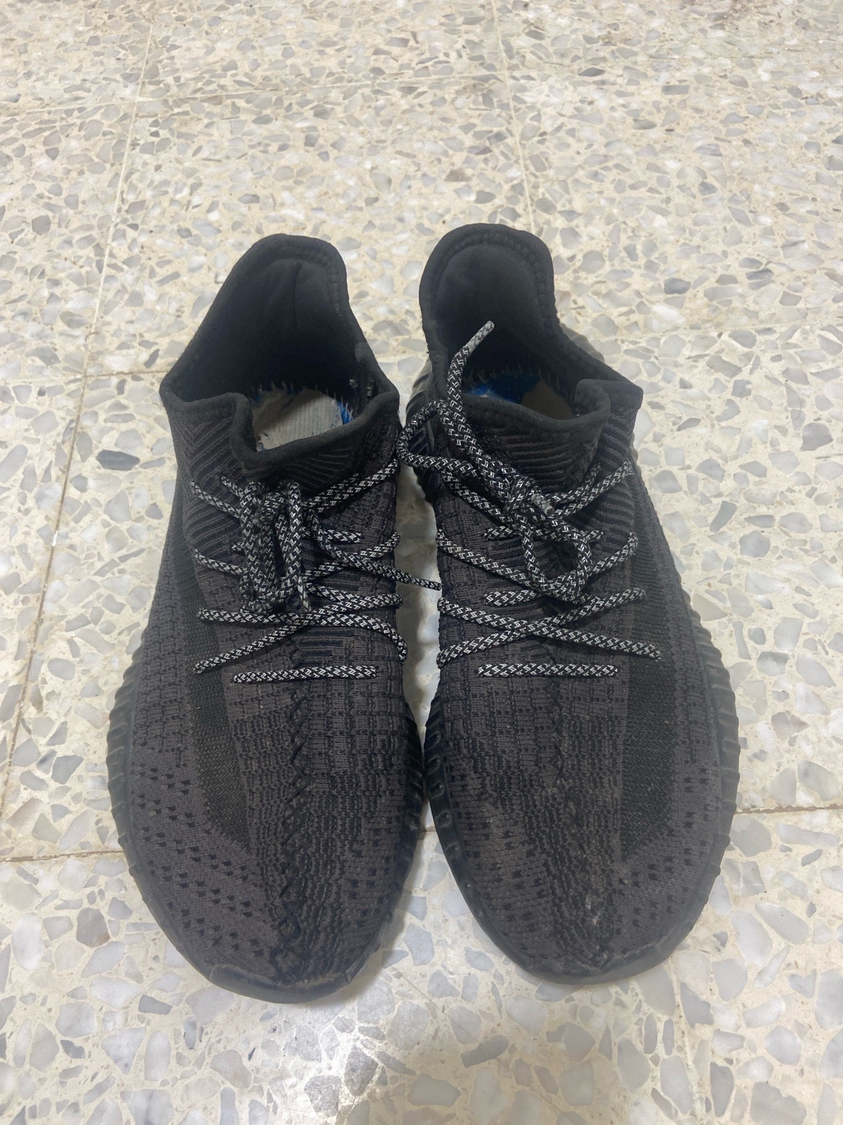 Yezzy 1 noir