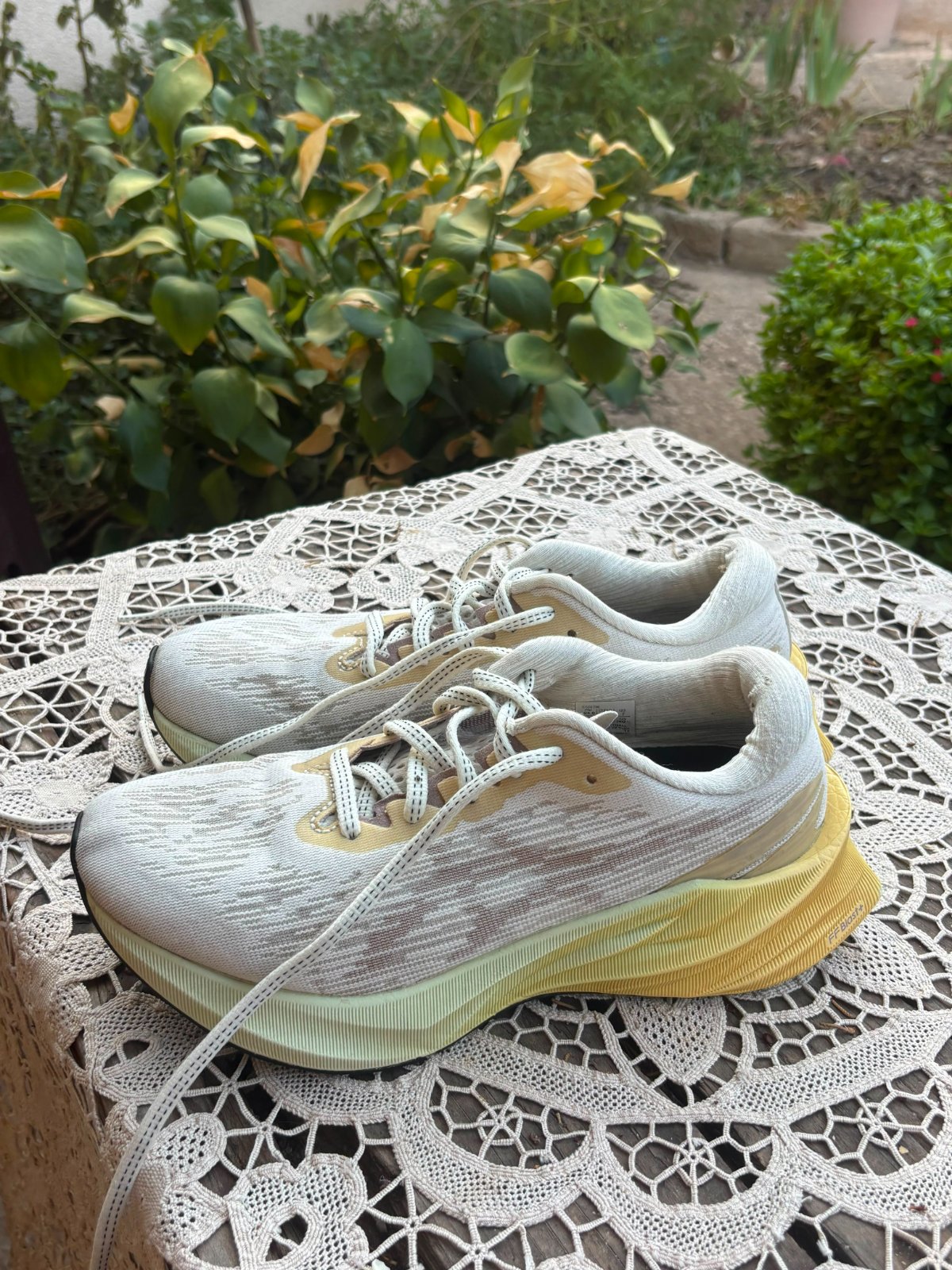 Espabrille asics en très bon état pointure 39