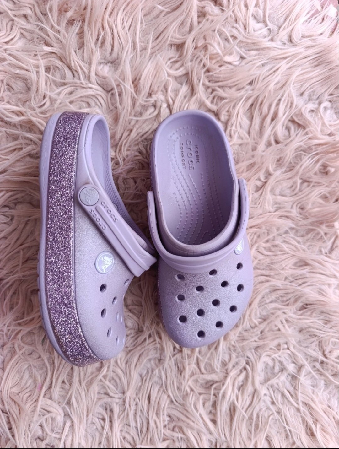Crocs authentique violet pointure 29