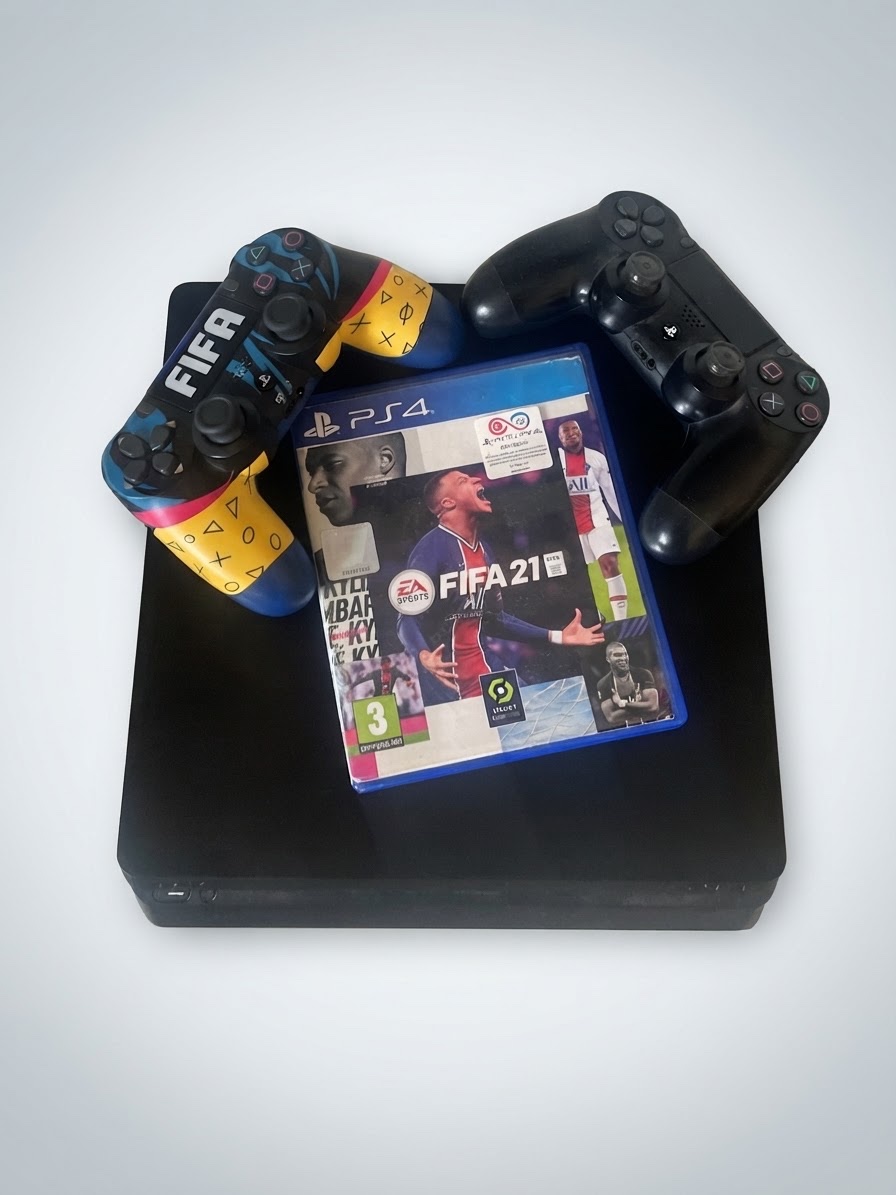 Ps4  noir avec 2manette et fifa 21 et fc 26 et minicraft
