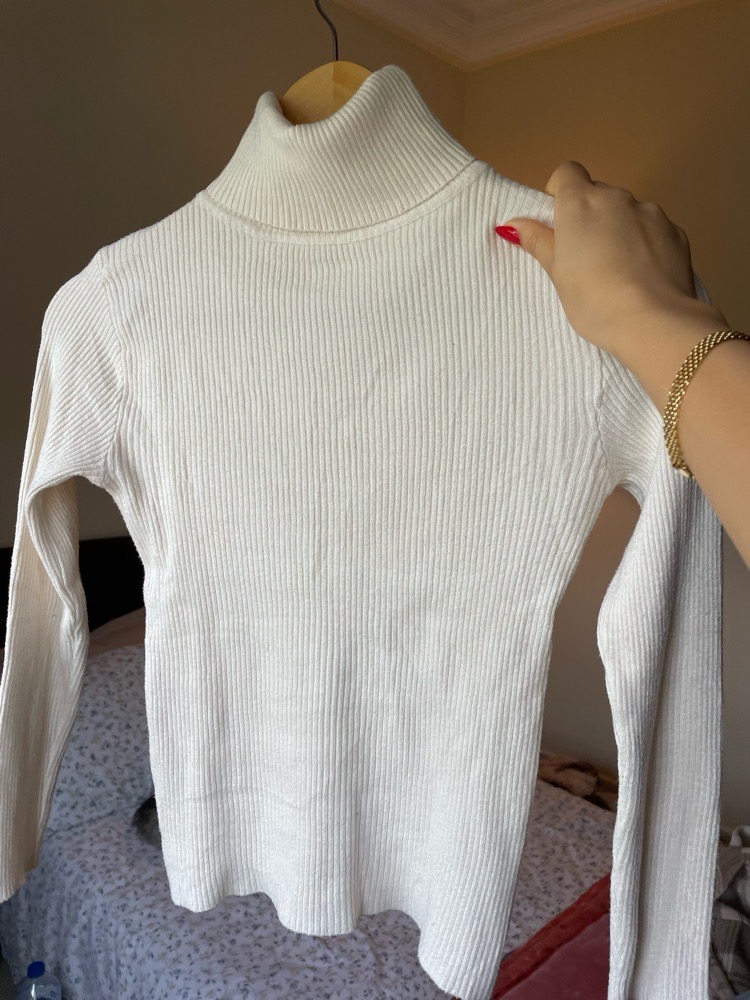 Pull blanc casé