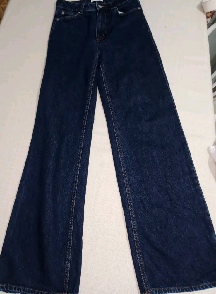 Robe et pontalons