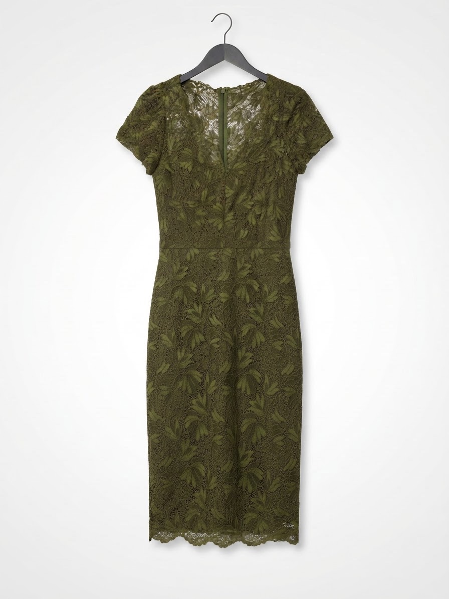Robe cocktail Guess comme neuve portee une seule fois