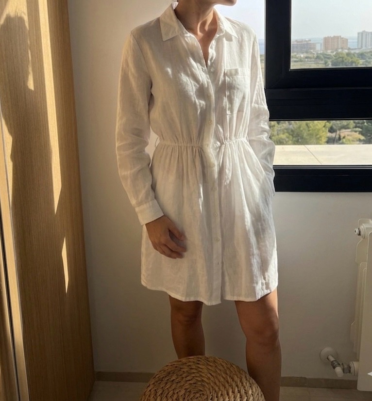 Robe chemise blanche taille marquée