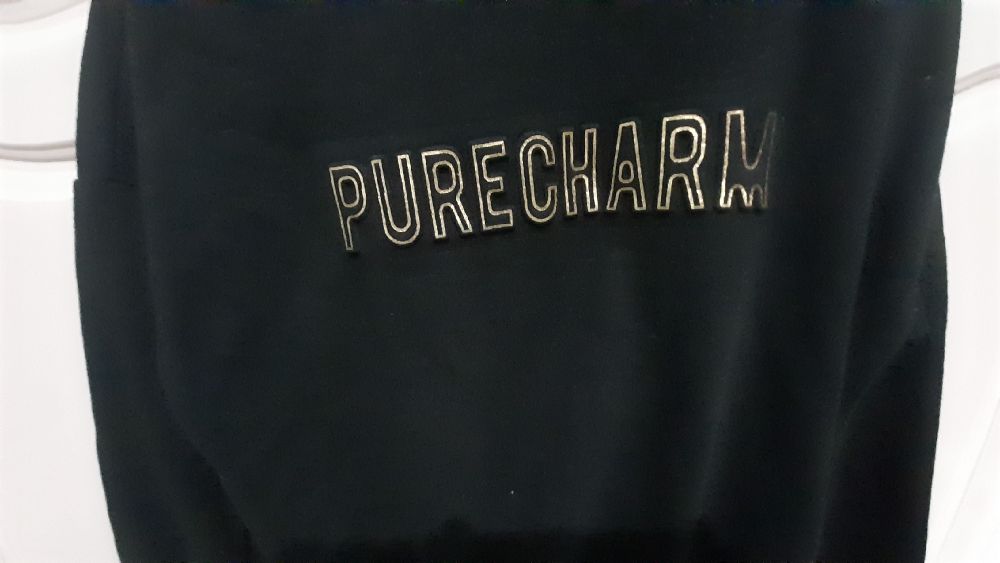 Pull noir T S oversize ilabis  S +M