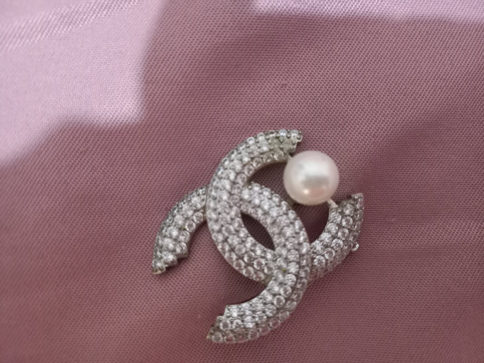 Broche