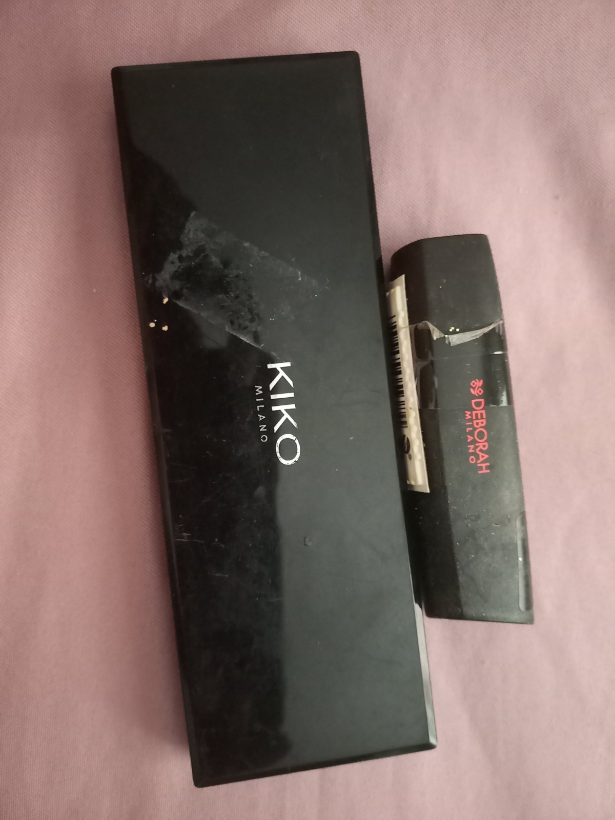 Rouge a levre et palette 