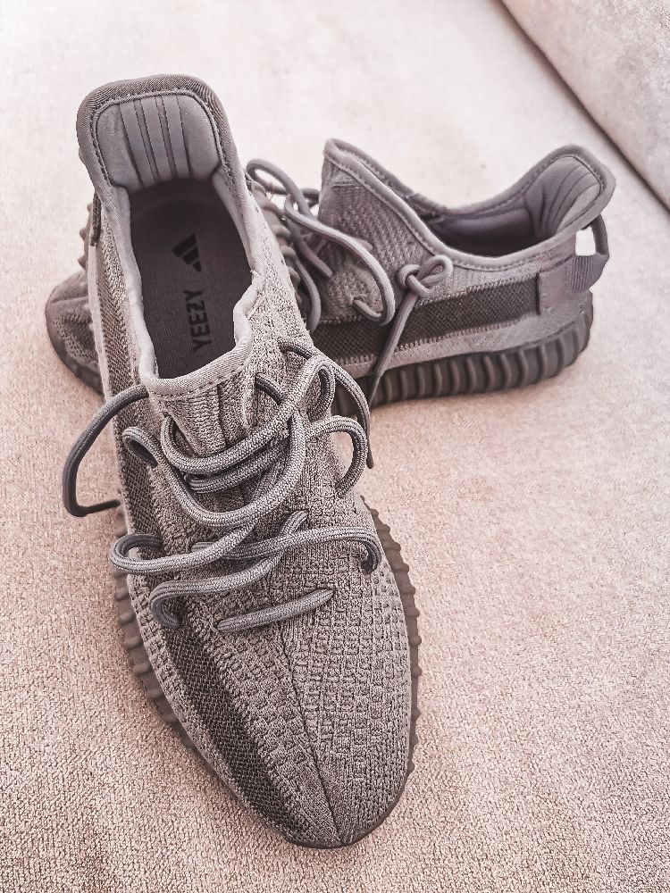 Yeezy 350 V2 Steel Grey