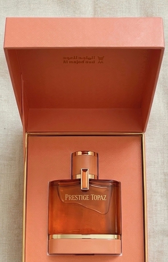 Parfum prestige topaz al majed oud