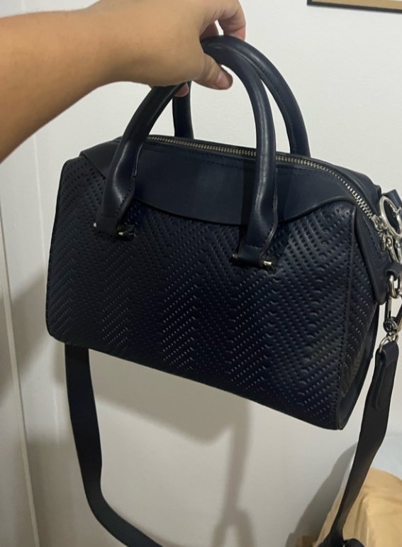 Très jolie sac parfois 