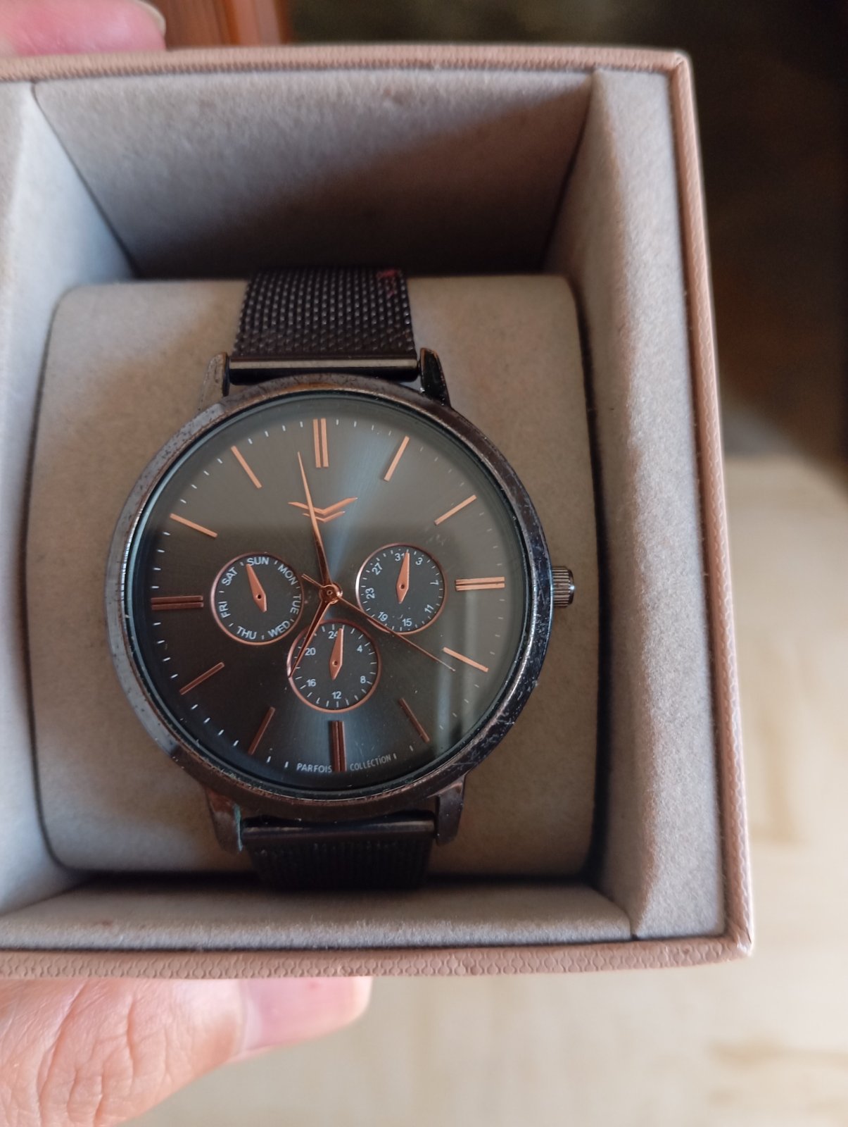 Jolie Montre parfois 